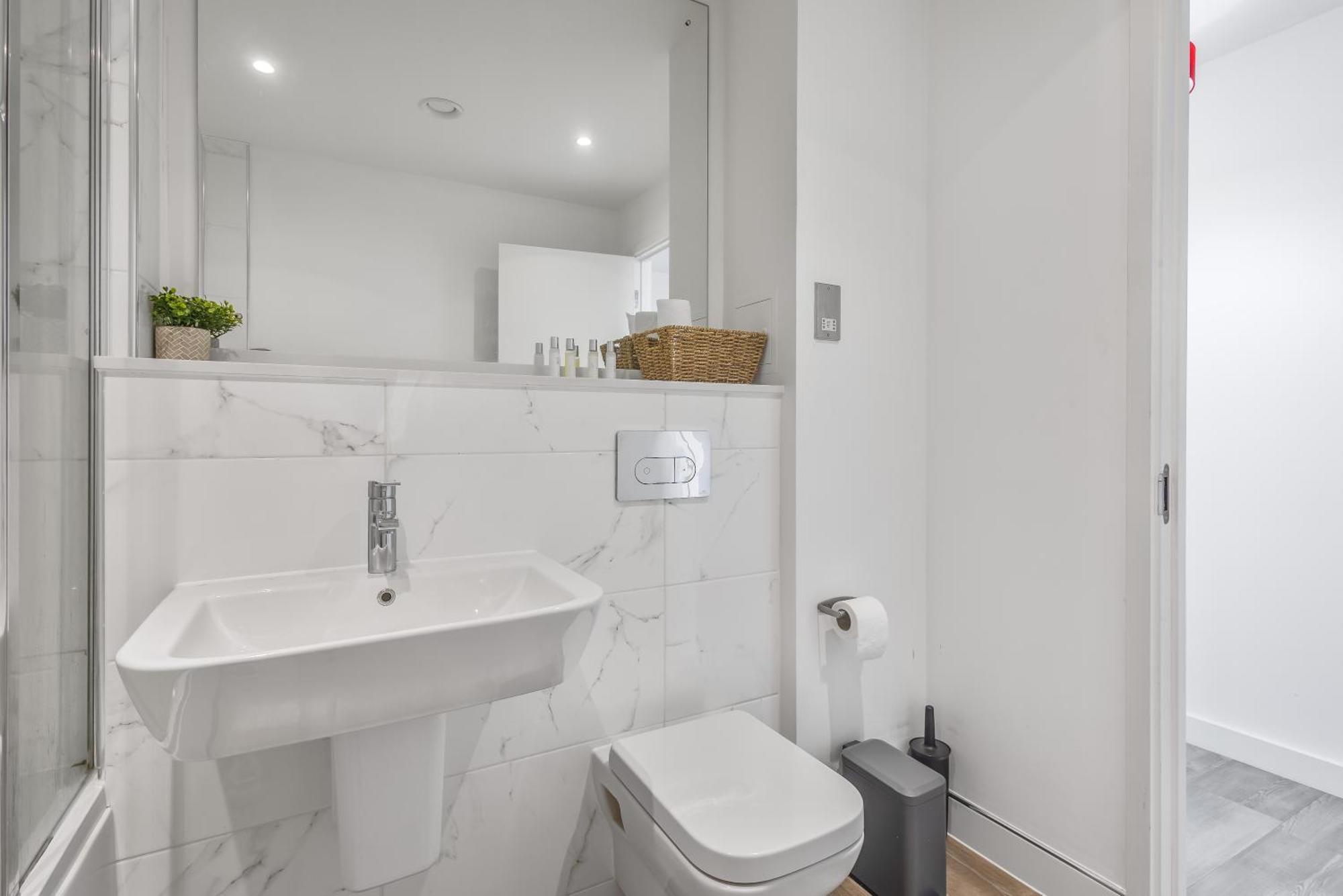 Luxury 2 Bedroom Apartment, On Broad Street! Birmingham Ngoại thất bức ảnh